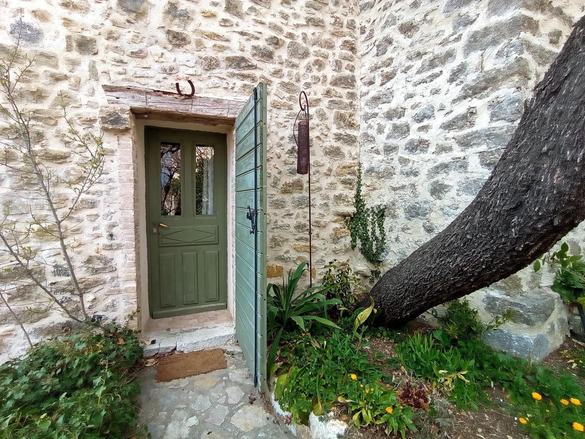 La Fontaine Bed & Breakfast Bargeme Bilik gambar